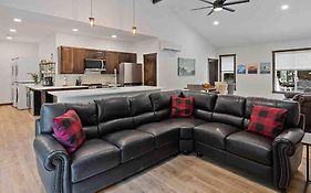 Luxe Mt. Rainier Lodge W/ Hot Tub-Ac-Game Room