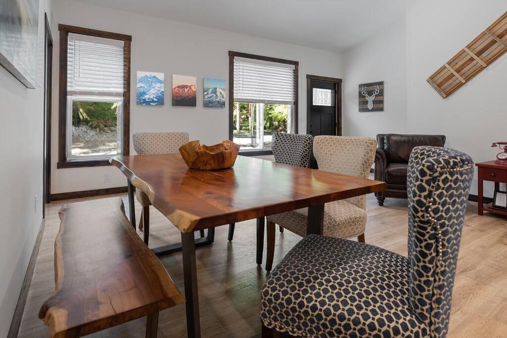 Luxe Mt. Rainier Lodge W/ Hot Tub-Ac-Game Room Ashford Exterior photo